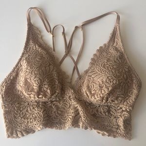 AERIE Lace Bralette (Size Medium)
